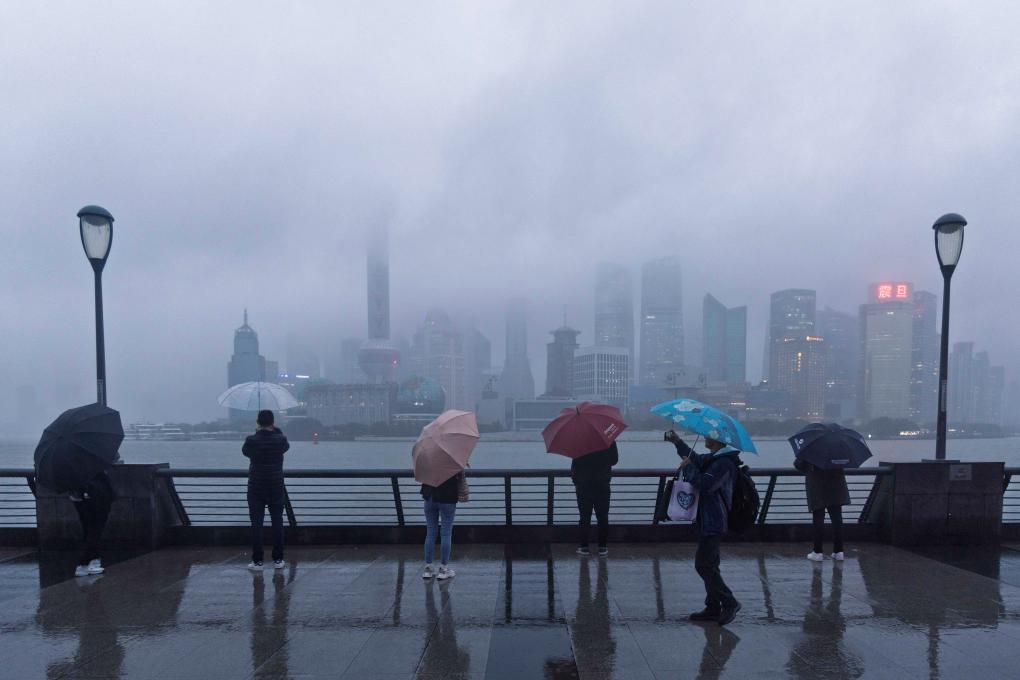 臺(tái)風(fēng)“康妮”致上海普降暴雨